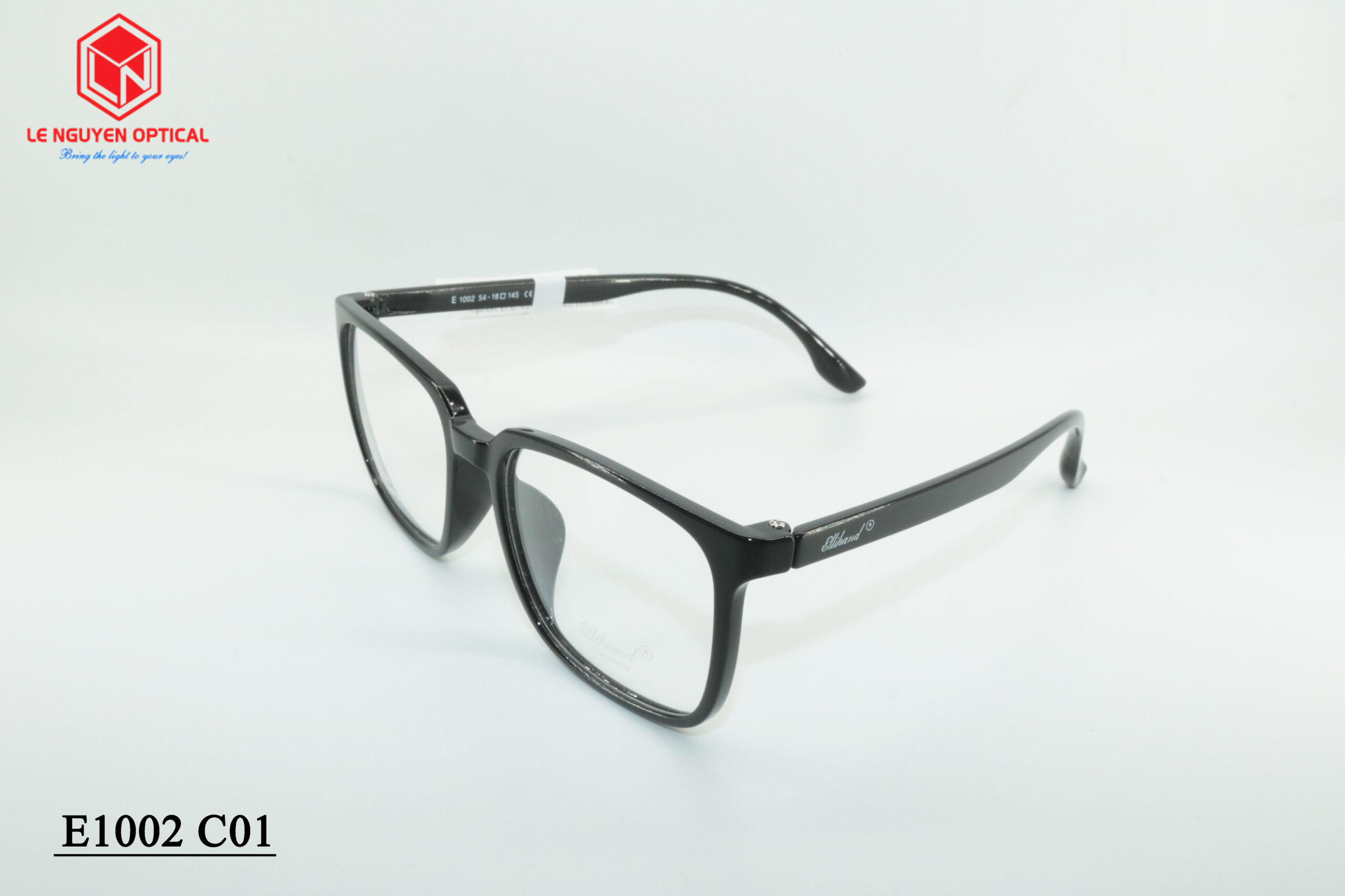 E1002 C01